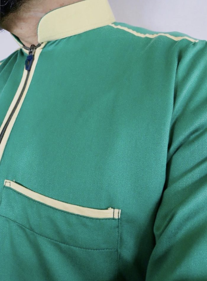 MEN’S JUBBAH - Green with cream pipping - Image 5