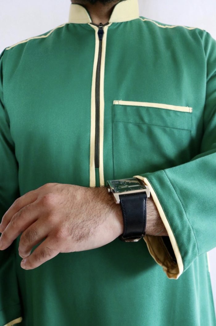MEN’S JUBBAH - Green with cream pipping - Image 4