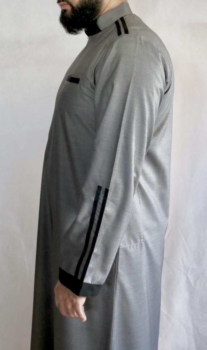 Men’s Grey Jubbah / Thobe two stripe - Image 5