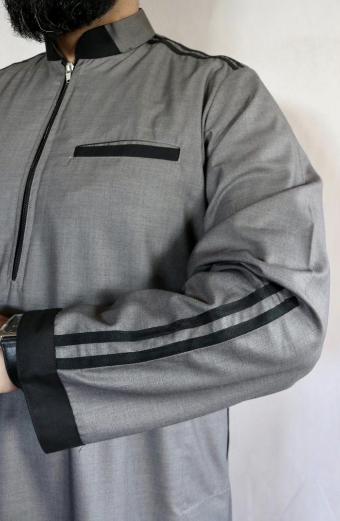 Men’s Grey Jubbah / Thobe two stripe - Image 6
