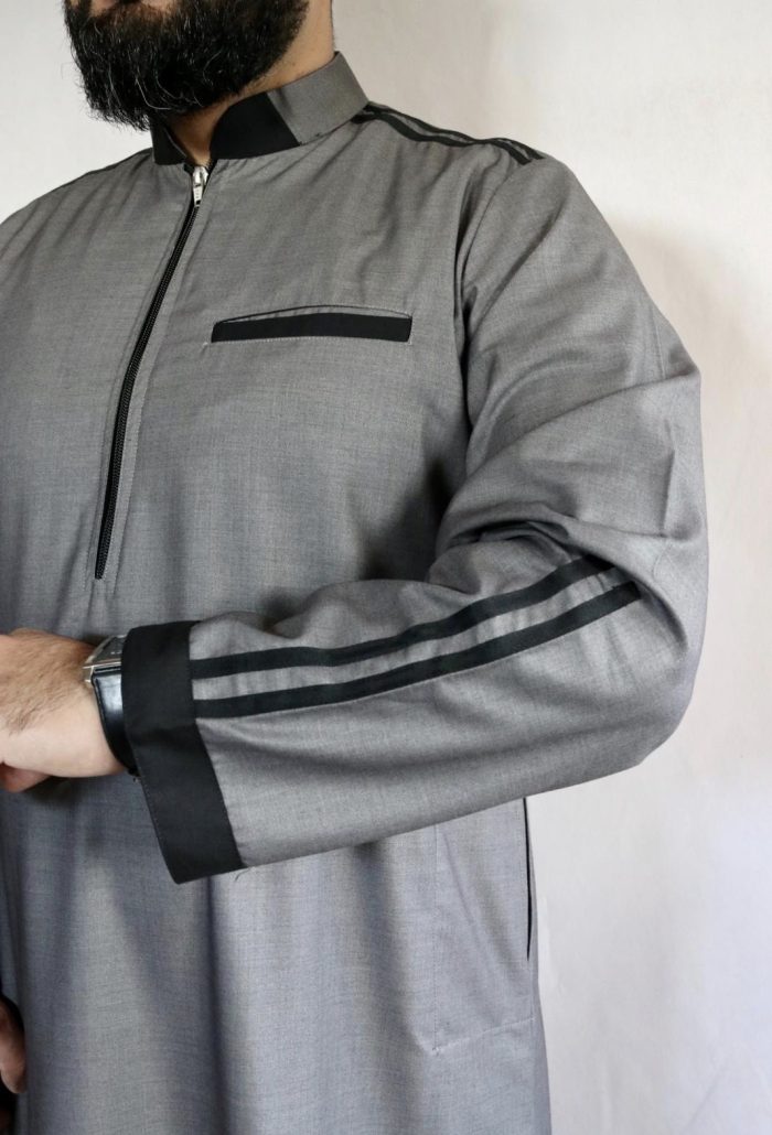 Men’s Grey Jubbah / Thobe two stripe - Image 7