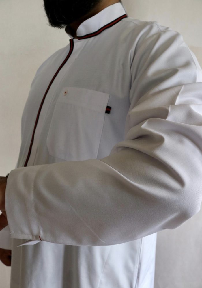 Men’s White Jubba / Thobe GUC - Image 5